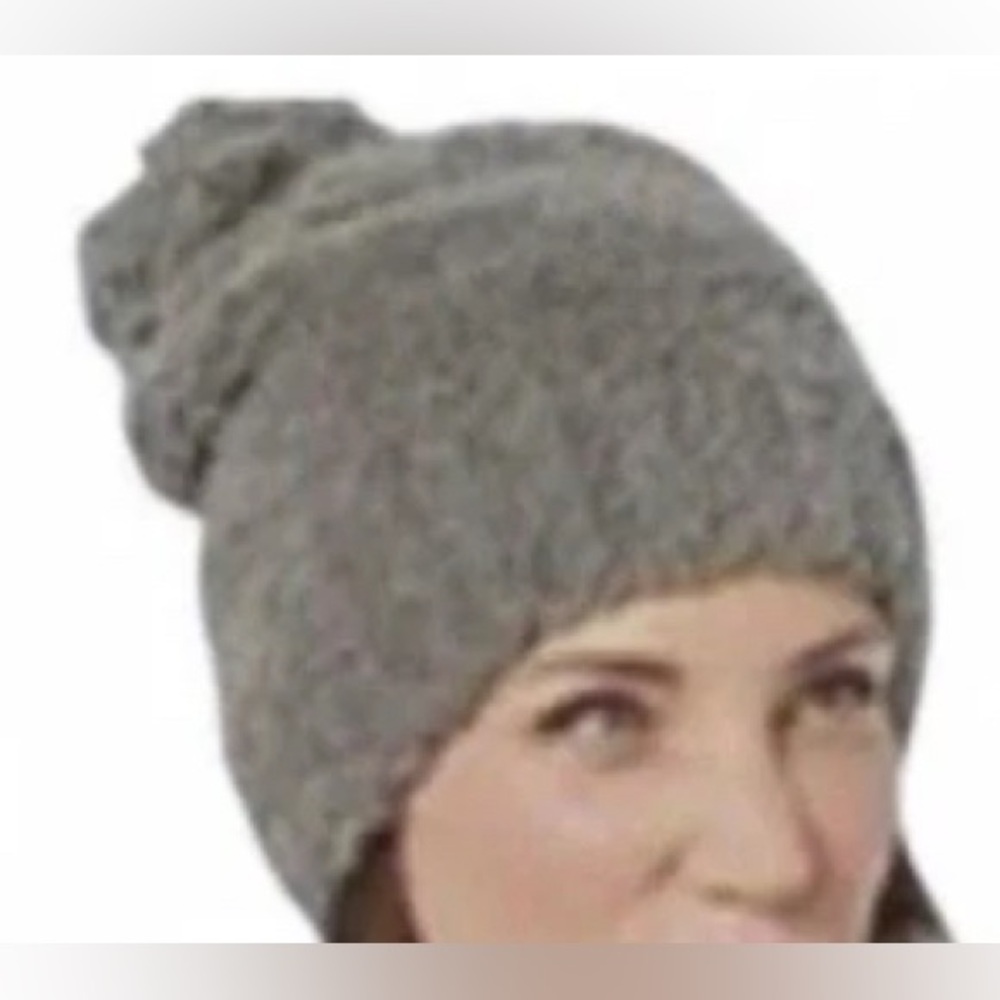 Barefoot Dreams CozyChic PomPom Beanie & Scarf Set - NWT - Charcoal Plush Set